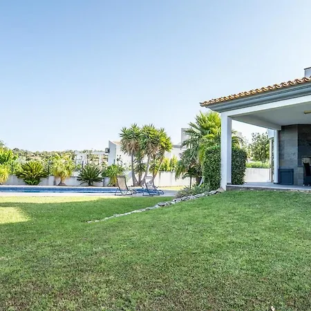 ヴィラ Luxury In アルブフェイラ