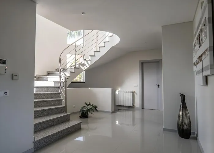 Luxury In אלבופיירה