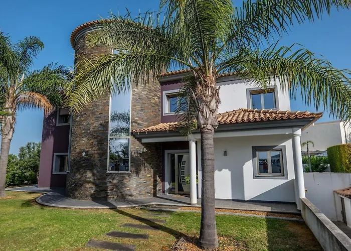 Luxury In אלבופיירה